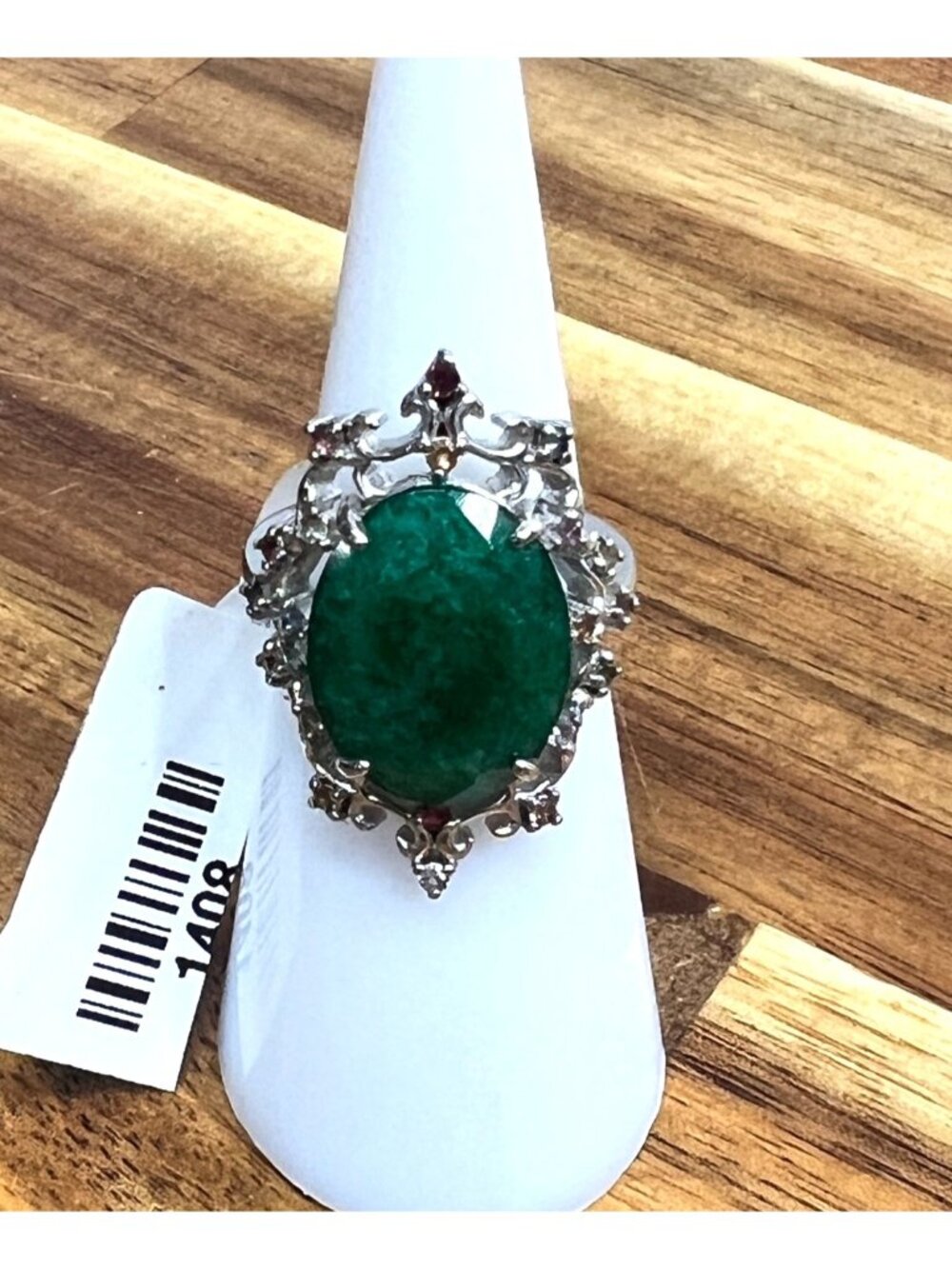 Deep green genuine Beryl stone on .925 sterling silver, size 6